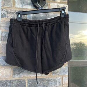 Ivy Fleece Curved Hem Shorts